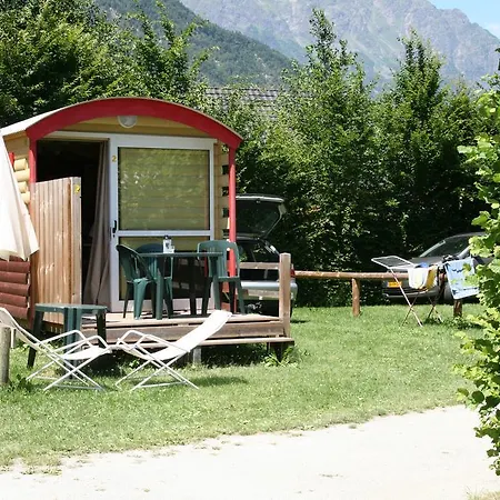 Camping Le Colporteur Le Bourg-d'Oisans